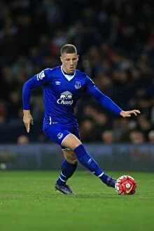 Images Dated 28th September 2015: Ross Barkley in Action: Everton vs. West Bromwich Albion at The Hawthorns, Premier League