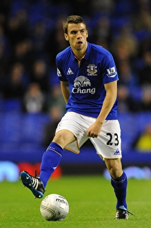 Carling Cup Prints: Seamus Coleman in Action: Everton vs. West Bromwich Albion (Carling Cup Round 3, 2011)