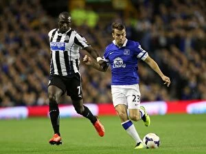 Images Dated 30th September 2013: Seamus Coleman vs. Moussa Sissoko: A Battle for Supremacy at Goodison Park