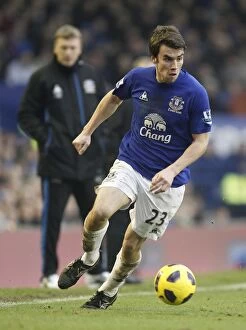 Images Dated 24th January 2011: Seamus Coleman vs. West Ham: A Fierce Face-Off at Goodison Park Under David Moyes Watch (BPL 2011)
