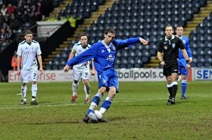 Images Dated 4th February 2010: Shane Duffy Scores the Thrilling Penalty for Everton: A Toffees Triumph