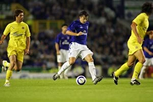 Everton vs Villarreal Collection: Simon Davies