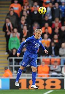 Phil Neville Collection: Soccer - Barclays Premier League - Blackpool v Everton - Bloomfield Road