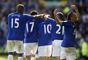 Mikel Arteta Collection: Soccer - Barclays Premier League - Everton v Manchester United - Goodison Park