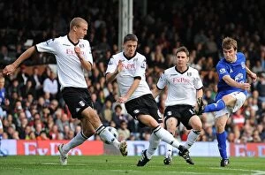 Images Dated 25th September 2010: Soccer - Barclays Premier League - Fulham v Everton - Craven Cottage