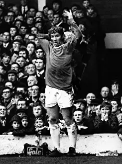 Soccer - Football League Division One - Liverpool v Everton