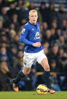 Images Dated 19th January 2015: Steven Naismith in Action: Everton vs. West Bromwich Albion, Barclays Premier League, Goodison Park