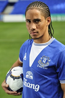 Team Photo 2009-10 Gallery: Steven Pienaar