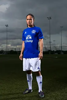 Steven Pienaar Prints: Steven Pienaar: Everton Football Club's Agile Midfield Maestro