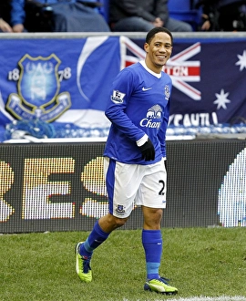 Everton 1 V Chelsea 2 : Goodison Park : 30-12-2012 Prints: Steven Pienaar vs. Chelsea: Everton 1 - Chelsea 2 (Barclays Premier League)
