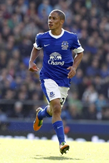 Framed Print : Steven Pienaar's Star Performance: Everton Triumphs over Southampton 3-1 (September 29, 2012, Goodison Park) Framed Print : Steven Pienaar's Star Performance: Everton Triumphs over Southampton 3-1 (September 29, 2012, Goodison Park)