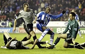 Wigan v Everton Collection: Stubbs and Wright