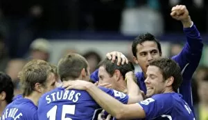 Images Dated 4th February 2006: Team Celebration