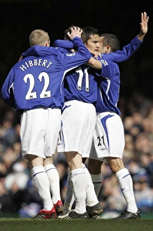 Images Dated 1st April 2006: Team Celebration