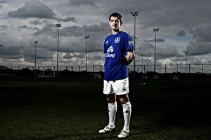 Images Dated 30th September 2010: Tenacious Defender: Leighton Baines of Everton Football Club