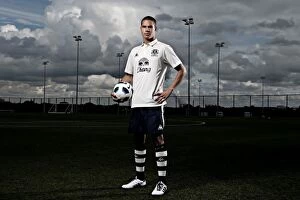 Images Dated 30th September 2010: Tenacious Midfielder: Jack Rodwell of Everton Football Club