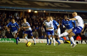 Birmingham 0 Everton 1 Gallery: Thomas Gravesen pen