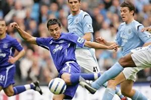 Man City Collection: Tim Cahill