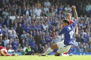 Everton v Liverpool Collection: Tim Cahill