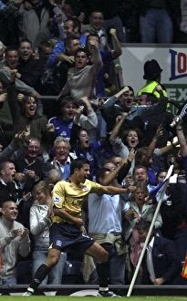 Images Dated 23rd August 2006: Tim Cahill's Dramatic Equalizer: Everton vs. Blackburn Rovers, FA Barclays Premiership, 2006