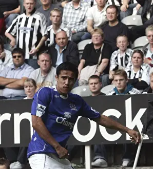 Tim Cahill's Thrilling Debut: Everton's First Goal at Newcastle United, St. James Park (2006)