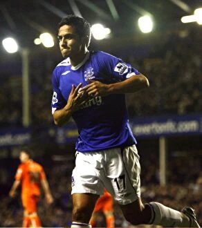 Images Dated 24th October 2006: Tim Cahill's Thrilling First Goal for Everton: Everton vs. Luton Town, Goodison Park, 24/10/06