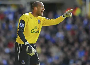 Birmingham v Everton Collection: Tim Howard - Everton