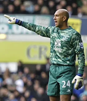 Framed Print : Tim Howard's Heroic Save: Everton vs Manchester United, Barclays Premier League (29 October 2011, Goodison Park) Framed Print : Tim Howard's Heroic Save: Everton vs Manchester United, Barclays Premier League (29 October 2011, Goodison Park)