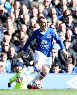Tony Hibbert in Action: Everton vs AFC Bournemouth, Barclays Premier League, Goodison Park (PA Images)