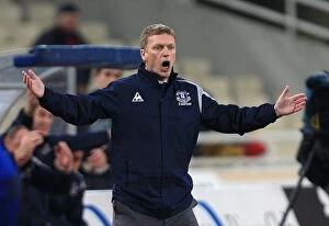 Images Dated 2nd December 2009: UEFA Europa League: AEK Athens vs Everton - David Moyes Guides Everton at Olympic Stadium