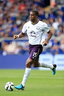 Images Dated 16th August 2014: Unyielding Distin at King Power Stadium: Everton's Defiant Performance vs Leicester City