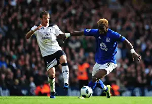 Van der Vaart vs. Saha: A Premier League Showdown - Tottenham Hotspur vs. Everton (23 October 2010)