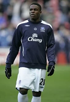 Images Dated 9th March 2008: Victor Anichebe Gearing Up: Everton vs Sunderland, Barclays Premier League