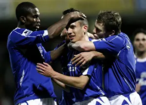 Watford v Everton - Leon Osman celebrates after scoring the third goal for Everton with Joseph Yo